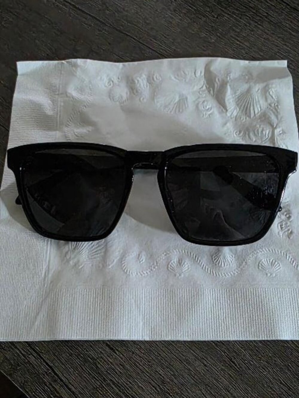 Quay "Unplugged" Sunglasses - Polarized